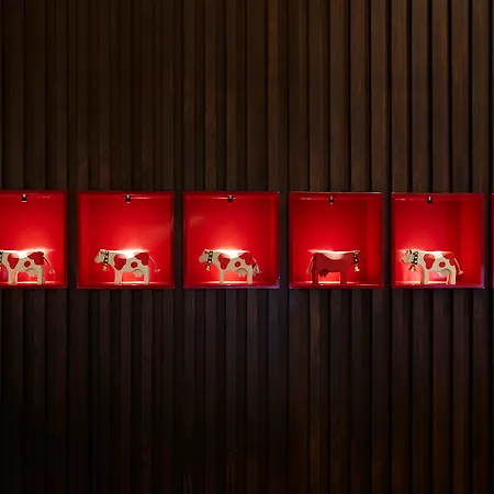 Red Cow Moran Hotel-2