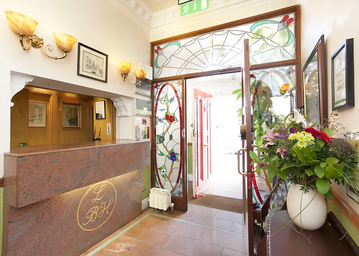 Leeson Lodge