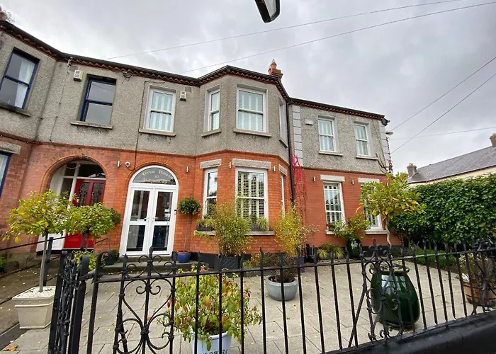 B&B only: Avoca House