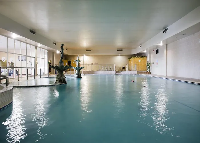 Hôtel Jacuzzi: Sheldon Park Hotel And Leisure Club